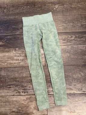 Gymshark Sage Green Camouflage Seamless Leggings
